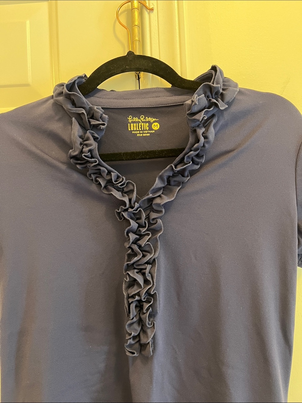 Lilly Pulitzer size M Frida Ruffle Polo NAVY - Picture 2 of 3